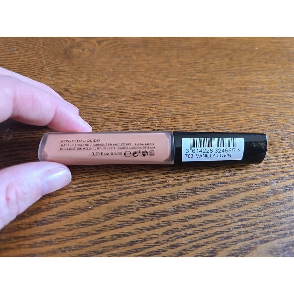 Rimmel Stay Satin Liquid Lip Colour 703 Vanilla Lovin‎